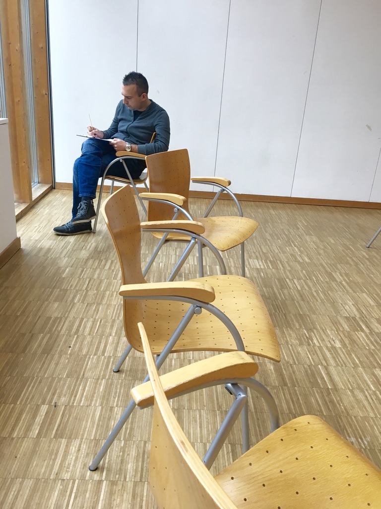 Serie | Wenn es ums Geld geht. Folge 3: Der Weg zurück ins Kinderzimmer.
